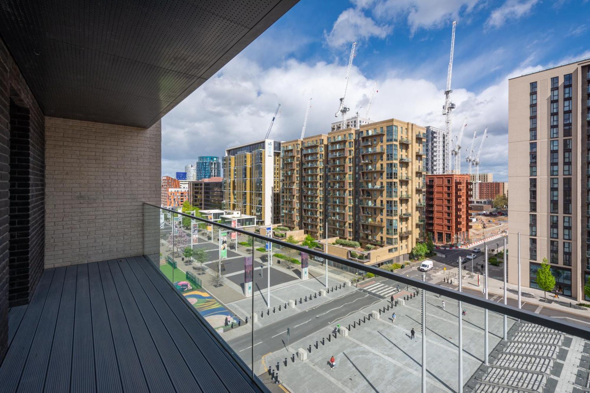 לונדון Mysquare State-Of-The-Art 1 Bedroom Apartments Near Wembley Park מראה חיצוני תמונה
