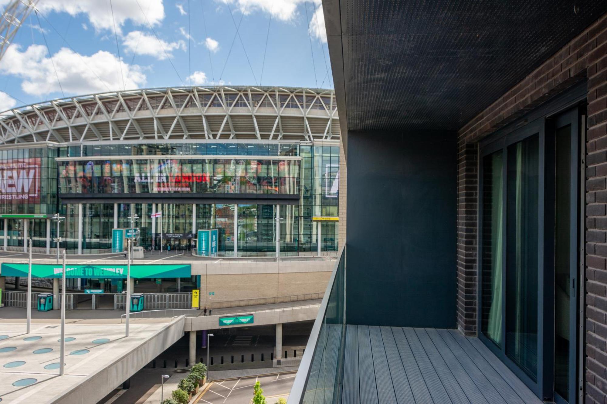 לונדון Mysquare State-Of-The-Art 1 Bedroom Apartments Near Wembley Park מראה חיצוני תמונה
