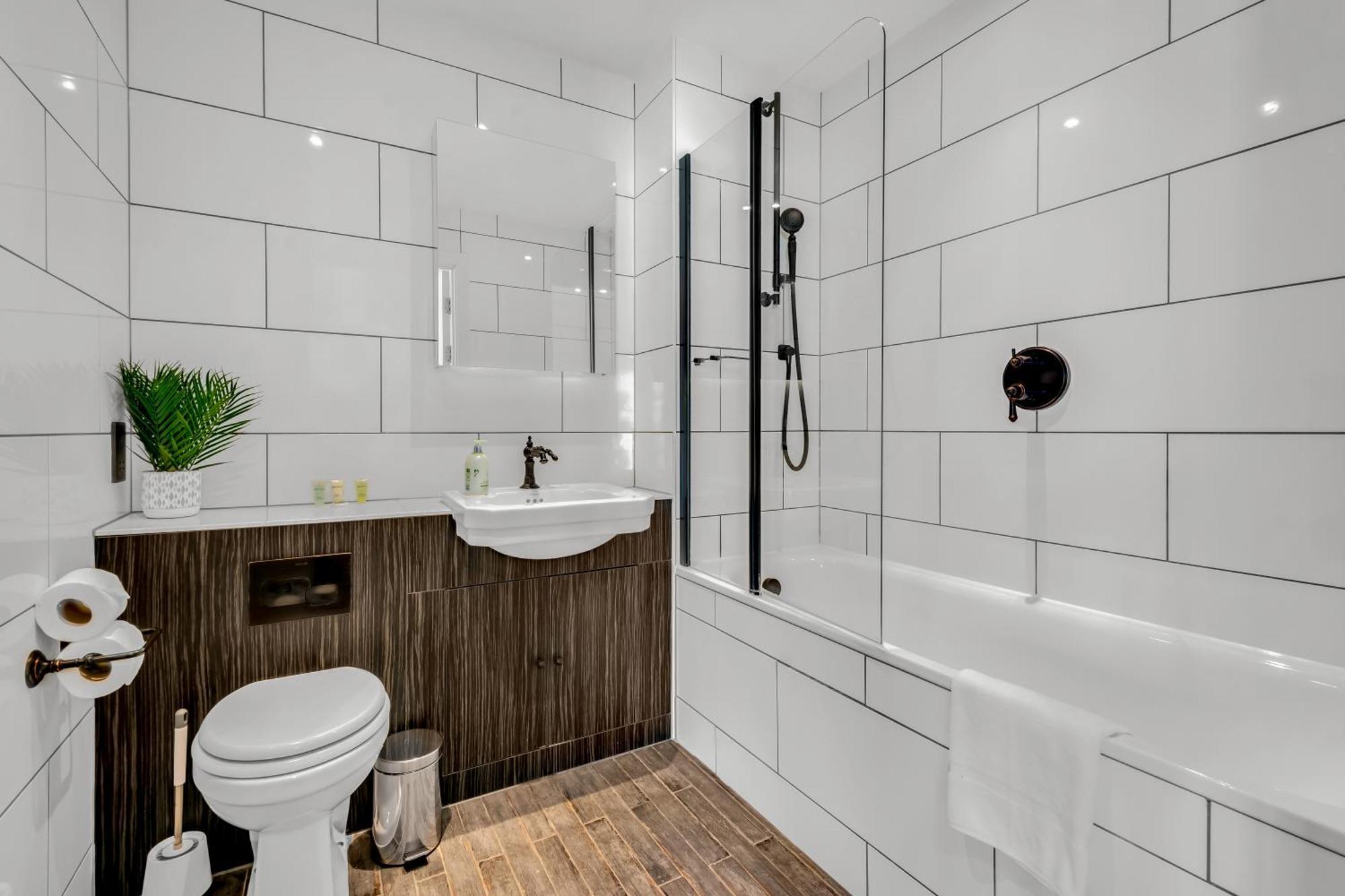 לונדון Mysquare State-Of-The-Art 1 Bedroom Apartments Near Wembley Park מראה חיצוני תמונה